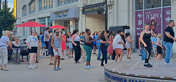 Salsa on the Plaza